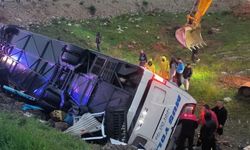 Son dakika! Şarampole devrilen otobüste can pazarı: Ölü ve yaralılar var