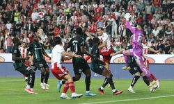Süper Lig’de küme düşen son takım belli oldu
