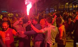 Taşköprü’de Galatasaray coşkusu! Şampiyonluk kutlamaları geceye damga vurdu