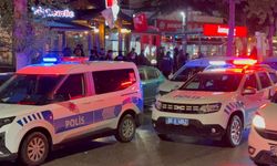 Sokak ortasında bıçaklı kavga: Üniversite öğrencisi ağır yaralı