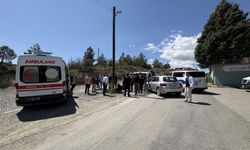 Tosya’da korkutan kaza: Otomobil ile motosiklet çarpıştı, 2 kişi yaralandı