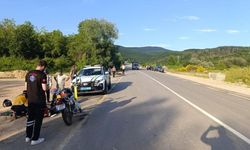 Cide-Kastamonu yolunda korkutan kaza: İki motosiklet birbirine girdi