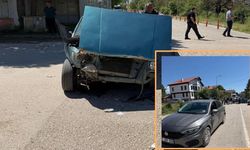 Kastamonu'da iki araç çarpıştı: Mahalleli çözüm bekliyor