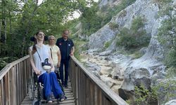 Dünyanın en uzun boylu kadını Kastamonu'da: Horma Kanyonu’nu ziyaret etti