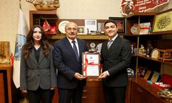 Taşköprü’de Hakim Kürşat Tarık Açıkgöz’e Fahri Hemşehrilik Beratı verildi