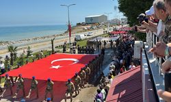 İstiklal Yolu’nda anlamlı yürüyüş: 'Atatürk ve İstiklal Yolu Yürüyüşü' başladı