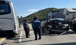 Zincirleme trafik kazası: 4 araç birbirine girdi, yaralılar var