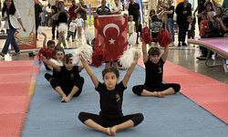 Kastamonu’da nefes kesen gösteri! Minik sporculardan cimnastik şovu