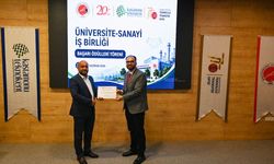Kastamonulu iş insanı Tanrısever’e ödül