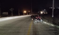 Motosiklet kaldırım taşına çarptı: 1 kişi hayatını kaybetti