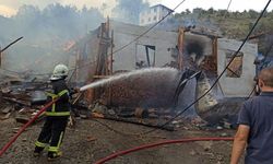 Kastamonu'da Gövrecik Köyü’nde yangın afetinin izleri siliniyor