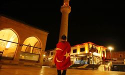 Kastamonu'da selâ verildi: Genç kız gözyaşlarını tutamadı