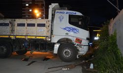 Kastamonu'da korku dolu anlar: Fenalaşan sürücünün kullandığı kamyon kontrolden çıktı