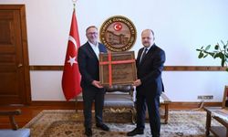 Kastamonu'nun yazma eser mirası masaya yatırıldı: Başkan Coşkun Yılmaz'dan Vali Dallı'ya ziyaret