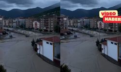 Sel Kastamonu’ya böyle girdi: O anlar kamerada