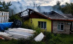 Son dakika: Kastamonu’da çatı yangını korkuttu!