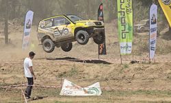 Yenice Off-Road Festivali'nde kıyasıya mücadele: 62 araç parkura çıktı