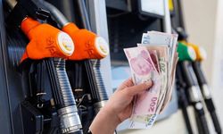 Akaryakıtta tabela değişiyor: Motorine yeni zam yolda!