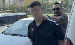 Bıçaklı kavga: 17 yaşındaki çocuk 2 kişiyi hastanelik etti