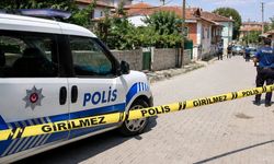 Son dakika: Emekli polis kardeşini canından etti!