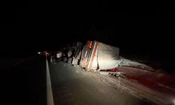 Kastamonu'da kamyonu devirdi: Mucize kurtuluş!