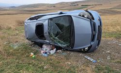 Trafik kazası: Takla atan otomobilde aynı aileden 3 kişi yaralandı