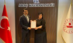 Araç’ta TOKİ taksitlerini bitiren vatandaşların tapu sevinci