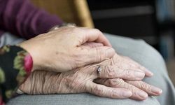 Milyonlarca kişiyi ilgilendiriyor: Uzun dönemli bakım sigortası yolda