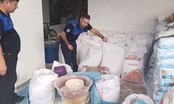 Böceklenmiş unu eleyip satacaklardı: Bartın’da 7,5 tonuna el konuldu