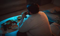 Gece yemek yiyenler dikkat: Etkisi sessizce ortaya çıkıyor