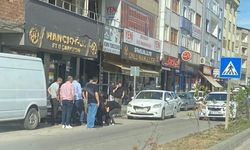Komşuda otomobilin çarptığı yaşlı kadın yaralandı