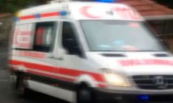Otomobille geri manevra yaparken kocasını ezdi