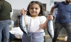 Karadeniz'de balık bolluğu: Palamut ve hamsi aynı anda tezgâhlarda
