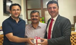 Taşköprü'de sevilen öğretmen Keskin Gündüz emekli oldu