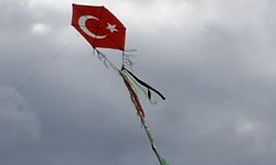 Taşköprü’de uçurtmalar Gazzeli çocuklar için havalandı