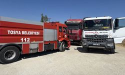 Kastamonu'da tırda yangın çıktı: Beton mikseri yardıma koştu