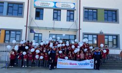 Kastamonu Emniyet Müdürlüğü, ‘Hayata Renk Verelim’ projesiyle öğrencilerin yanında
