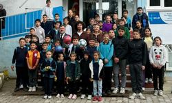 Taşköprülü futbolcu Göktuğ Demiroğlu öğrencilerle buluştu