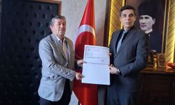 İhsangazi'de örnek davranışa Kaymakam Cevizci'den teşekkür belgesi
