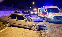 Kastamonu'da kaza: Otomobil kamyonete çarptı, yaralılar var
