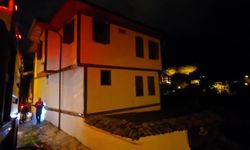 200 yıllık konakta yangın! Ekipler seferber oldu