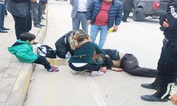 Kastamonu’da yayaya otomobil çarptı: Ambulansla hastaneye kaldırıldı
