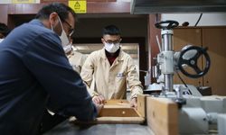 Kastamonu’da öğrencilerden örnek çalışma! Eski sıralar yenileniyor