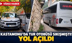 Kastamonu’da tur otobüsü sıkışmıştı! Yol yeniden geçişe açıldı