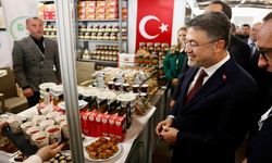 Kastamonulu Bakan Yumaklı, DSİ'nin sergisine katıldı