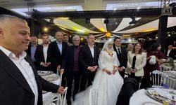 Kastamonulu esnafın mutlu günü: Doktor çift dünyaevine girdi