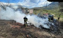 Kastamonu sınırındaki köyde korkutan yangın! Ev küle döndü