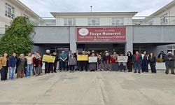 Kastamonu’da yaşlılar açtıkları pankartlarla dikkat çekti