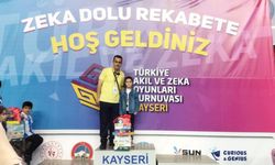 Kastamonulu öğrenci 'Türkiye Akıl ve Zeka Oyunları'nda Türkiye birincisi oldu