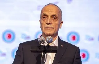 TÜRK-İŞ Başkanı Atalay'dan Asgari Ücret Açıklaması: 'Açlık Sınırı Teklifi Gelirse Masadan Kalkarız!'